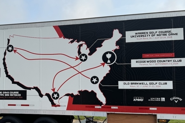Underrated Golf truck with tour map at The Warren Golf Course