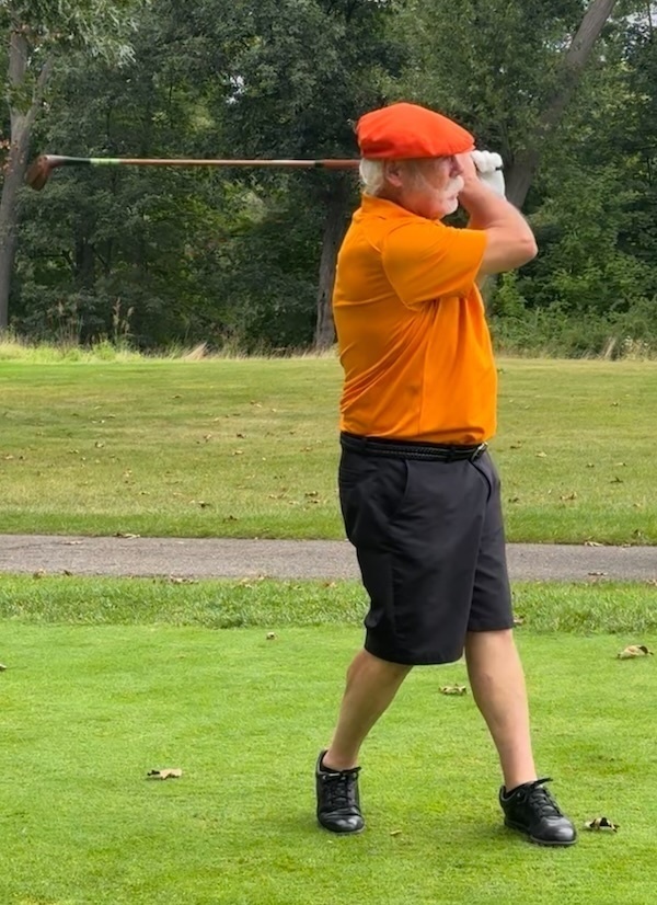 Bill Beven plays the Michiana Hickory Open